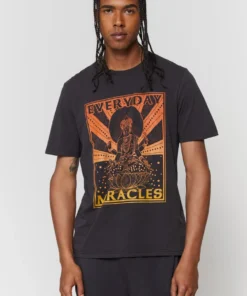 SPIRITUAL GANGSTER Miracles Relaxed Tee