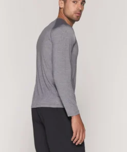 SPIRITUAL GANGSTER Men Aries Long Sleeve Active Tee