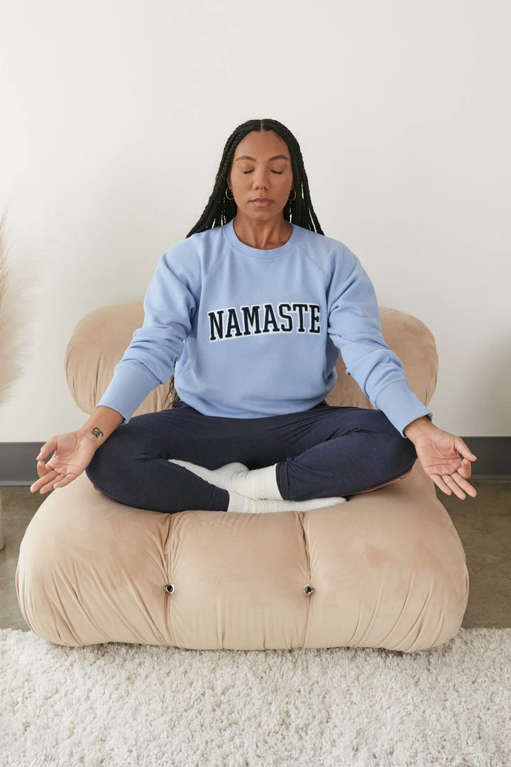 Graphic Shop Manduka X Spiritual Gangster Bridget Raglan Sweatshirt 6 Graphic Shop Manduka X Spiritual Gangster Bridget Raglan Sweatshirt