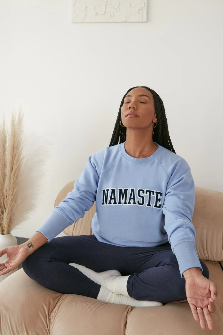 Graphic Shop Manduka X Spiritual Gangster Bridget Raglan Sweatshirt 5 Graphic Shop Manduka X Spiritual Gangster Bridget Raglan Sweatshirt