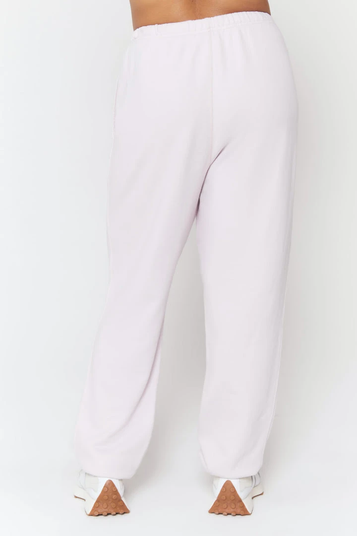 SPIRITUAL GANGSTER Summer 2022 Catalog Laguna Sweatpant 7 SPIRITUAL GANGSTER Summer 2022 Catalog Laguna Sweatpant