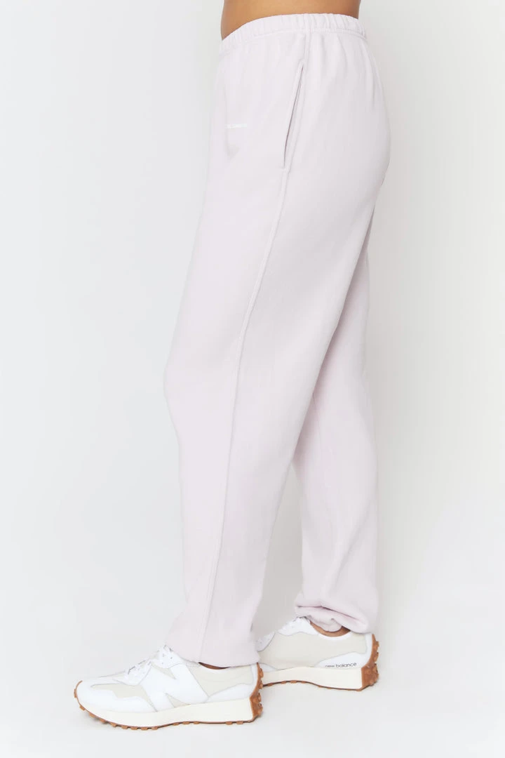 SPIRITUAL GANGSTER Summer 2022 Catalog Laguna Sweatpant 6 SPIRITUAL GANGSTER Summer 2022 Catalog Laguna Sweatpant