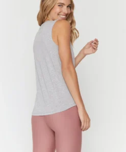 SPIRITUAL GANGSTER Hola Muscle Tank Summer 2022 Catalog 11 SPIRITUAL GANGSTER Hola Muscle Tank Summer 2022 Catalog