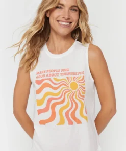 SPIRITUAL GANGSTER Summer 2022 Catalog Feel Good Muscle Tank 11 SPIRITUAL GANGSTER Summer 2022 Catalog Feel Good Muscle Tank